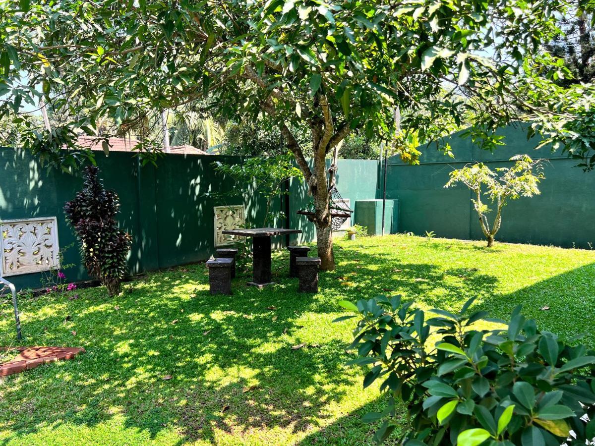 Serendip Sri Lanka Bed & Breakfast