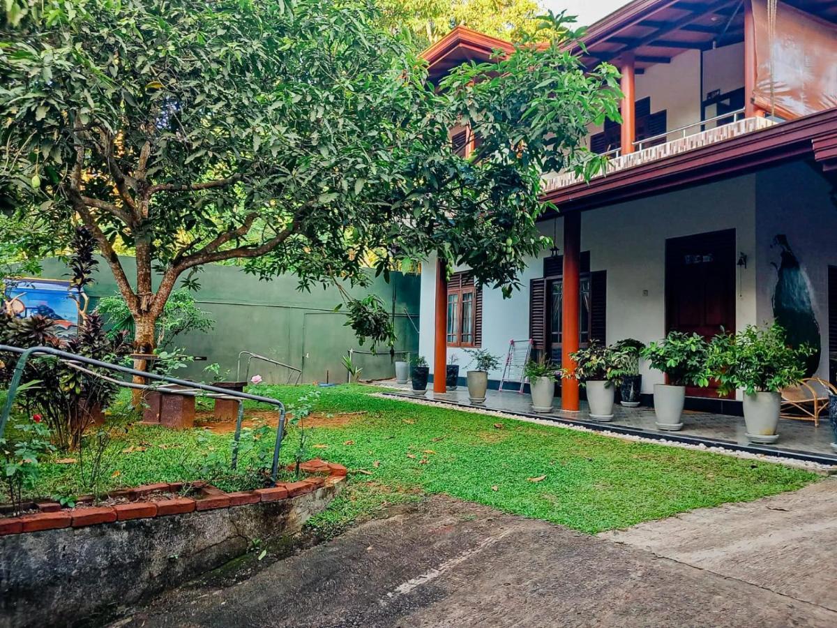 Serendip Sri Lanka Bed & Breakfast